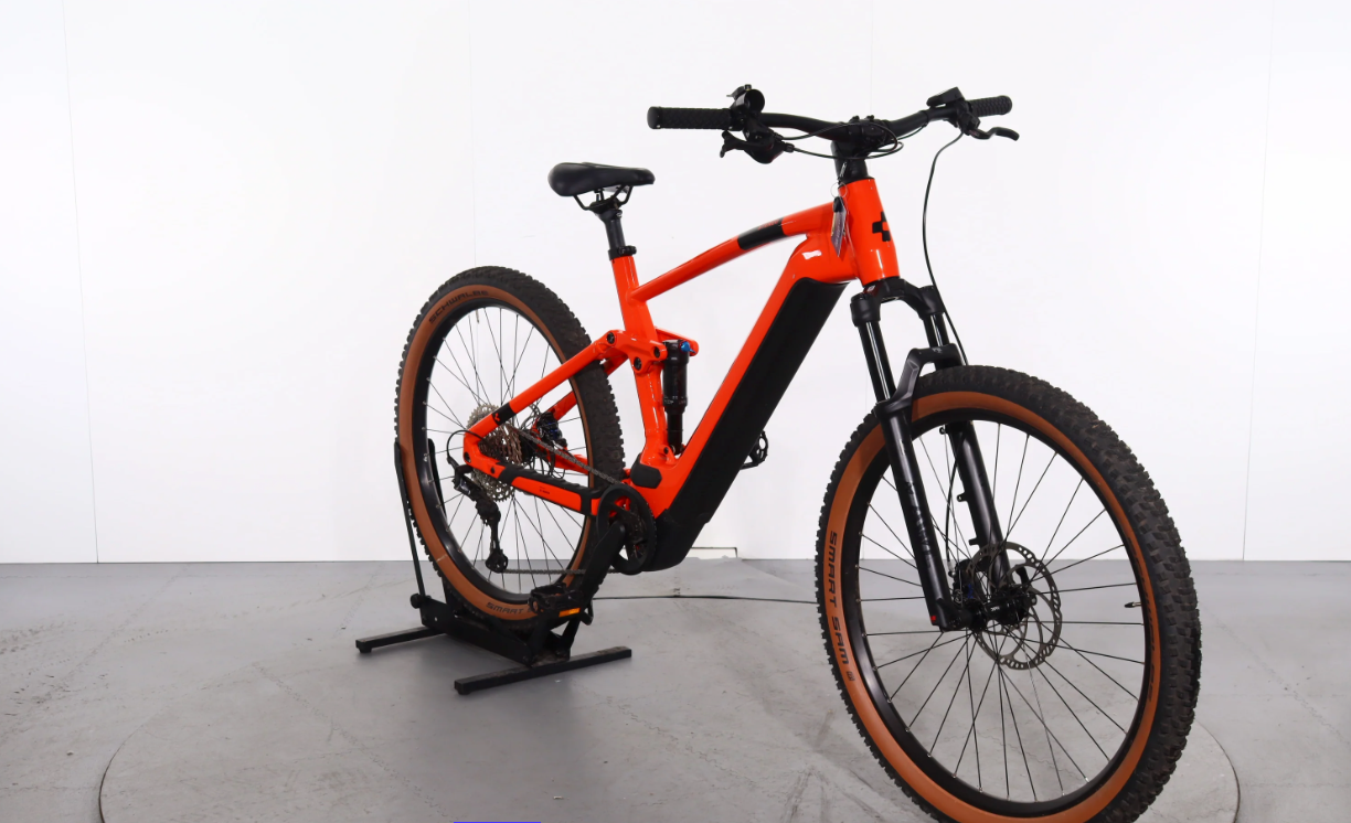 Cube Stereo Hybrid 120 Race   ( Año 2024  )