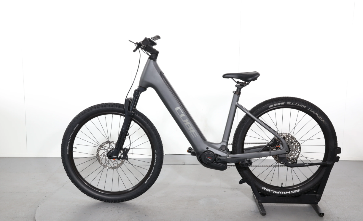 Cube Reaction Hybrid Race 750   ( Año 2024  )