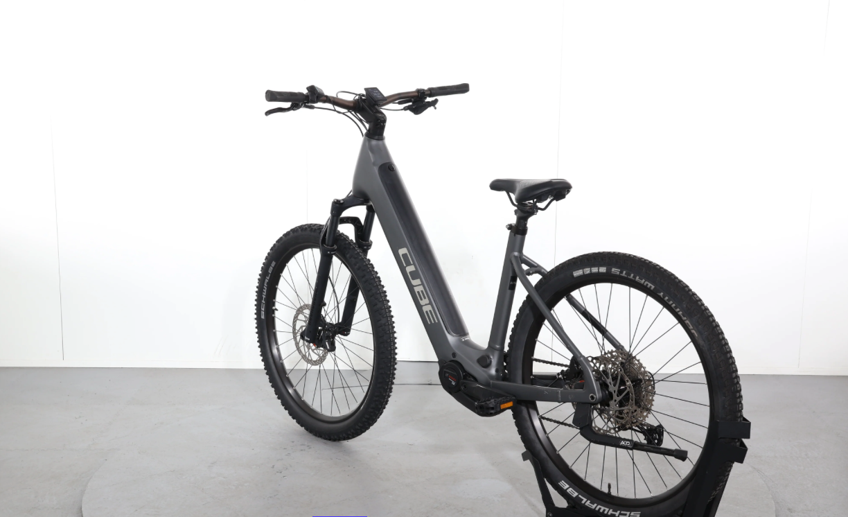 Cube Reaction Hybrid Race 750   ( Año 2024  )