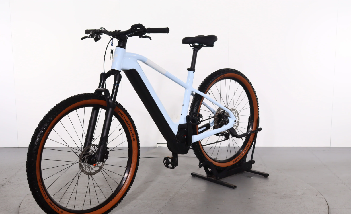 Cube Reaction Hybrid Pro   ( Año 2023  )