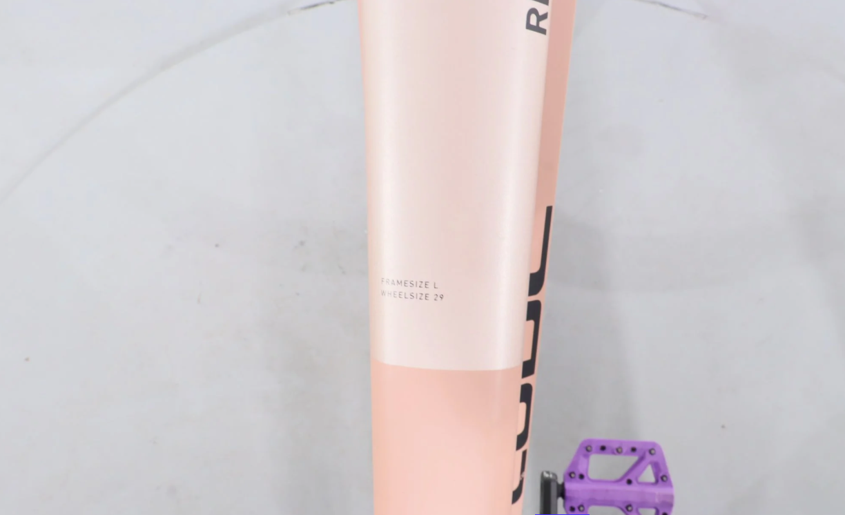 Cube Reaction Hybrid Pro   ( Año 2023  )
