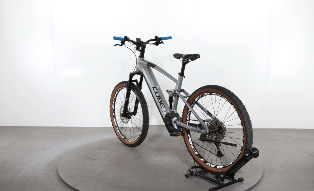 Cube Stereo Hybrid 120 Race  ( Año 2023  )
