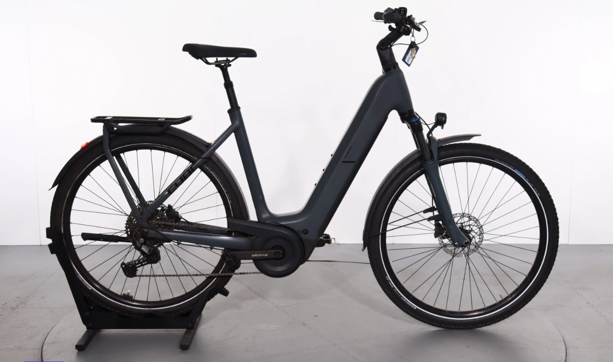 Cube Kathmandu Hybrid ONE Año 2025