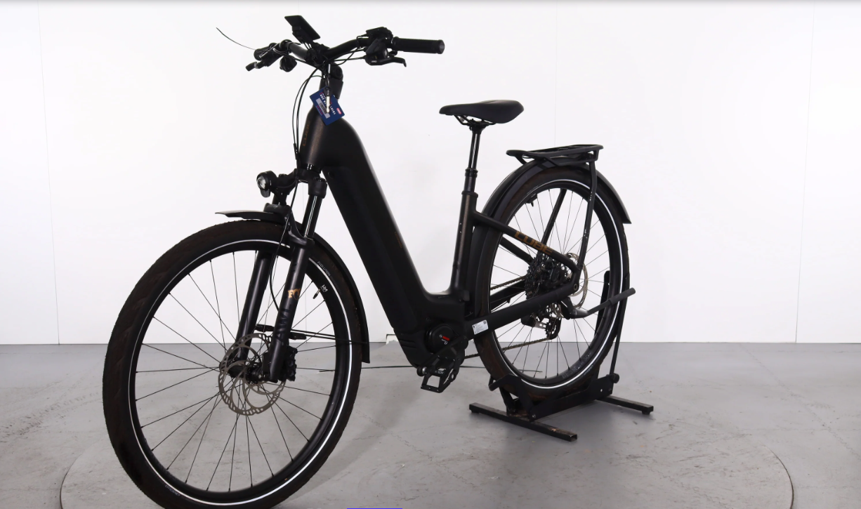 Cube Kathmandu Hybrid SLT