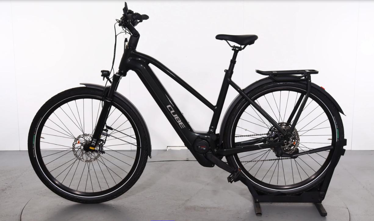 Cube Kathmandu Hybrid EXC Año 2024