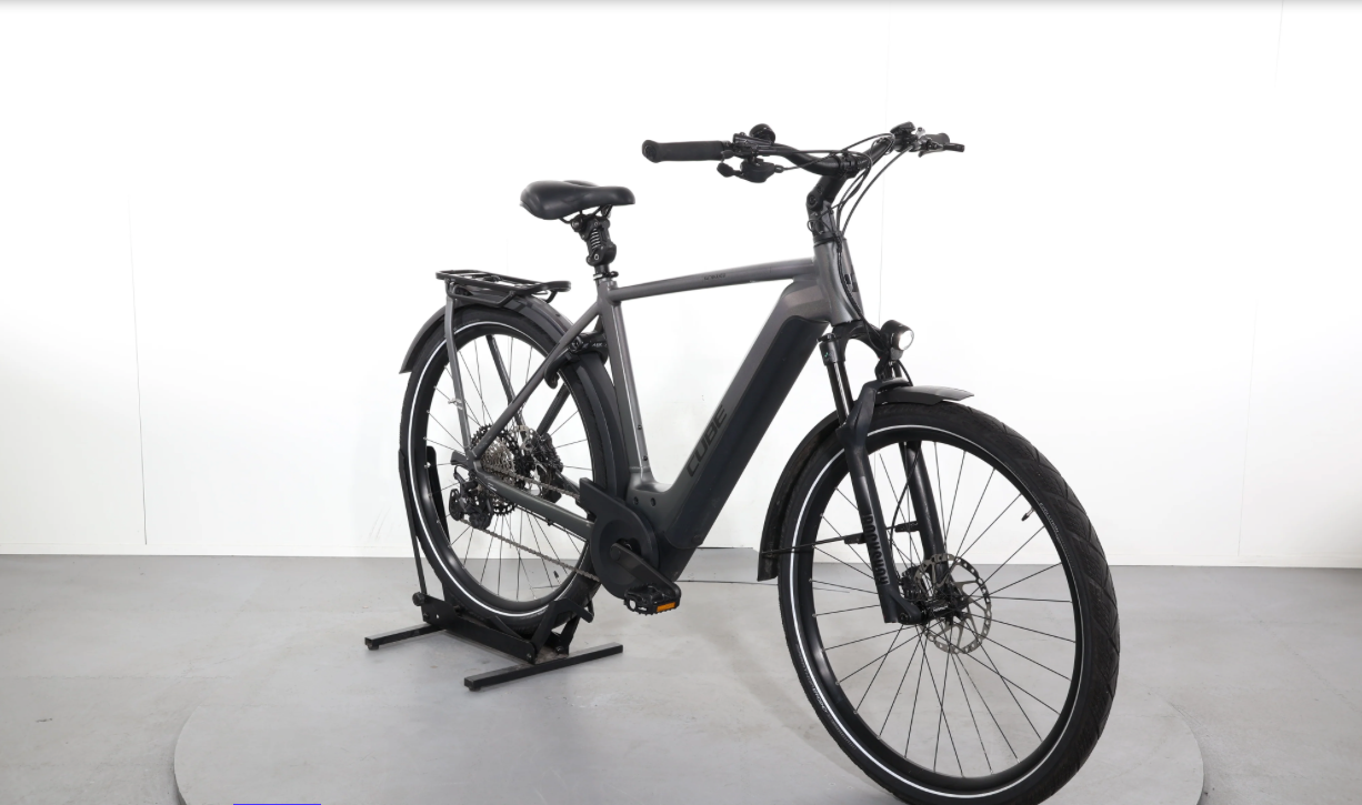 Cube Kathmandu Hybride SLT 750  Año 2024