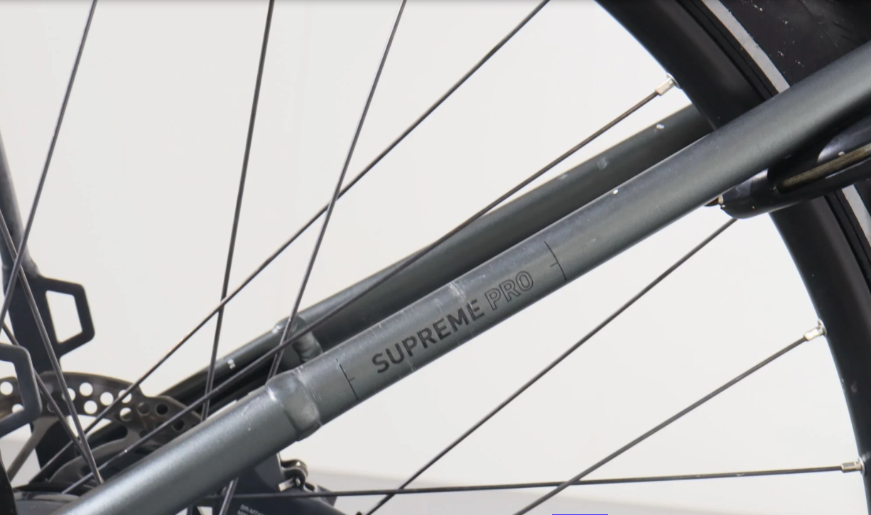 Cube Supreme Hybrid Pro    Año 2023