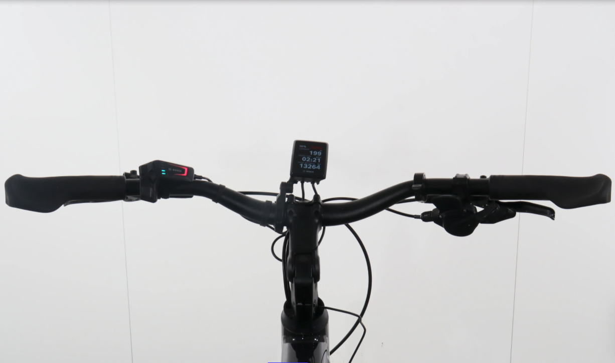 Cube Kathmandu Hybrid Exc 750    Año 2023