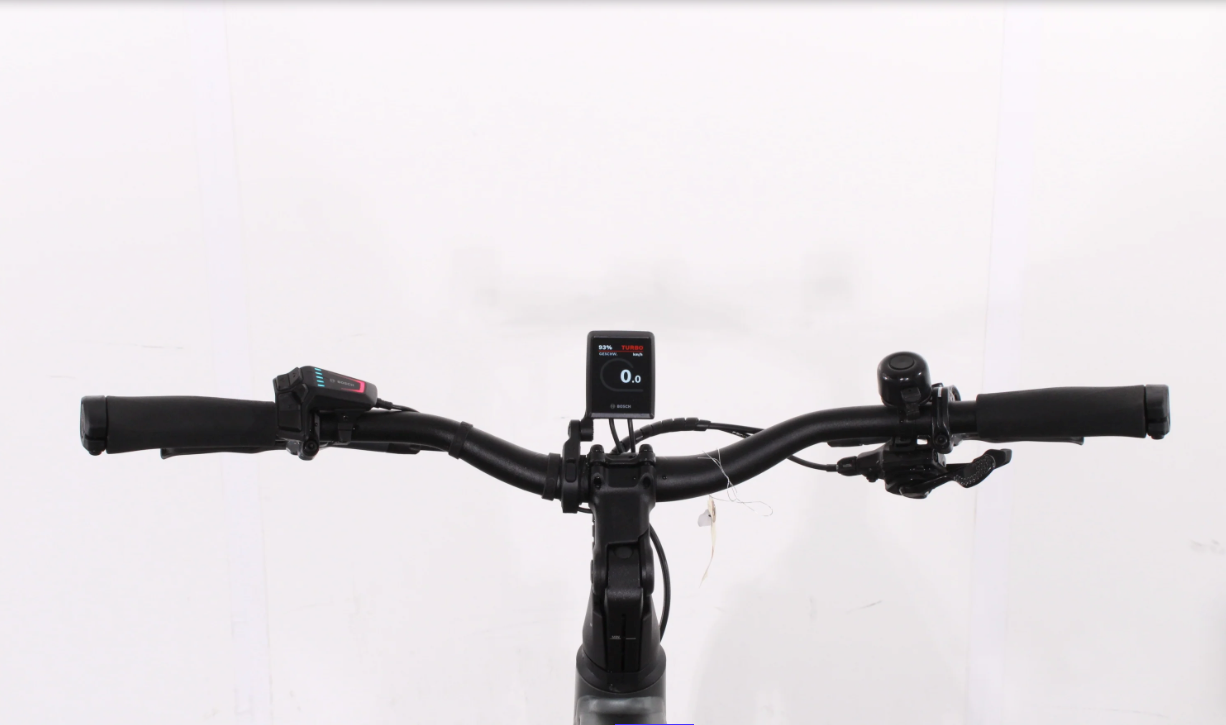 Cube Kathmandu Hybrid Pro 750    Año 2023