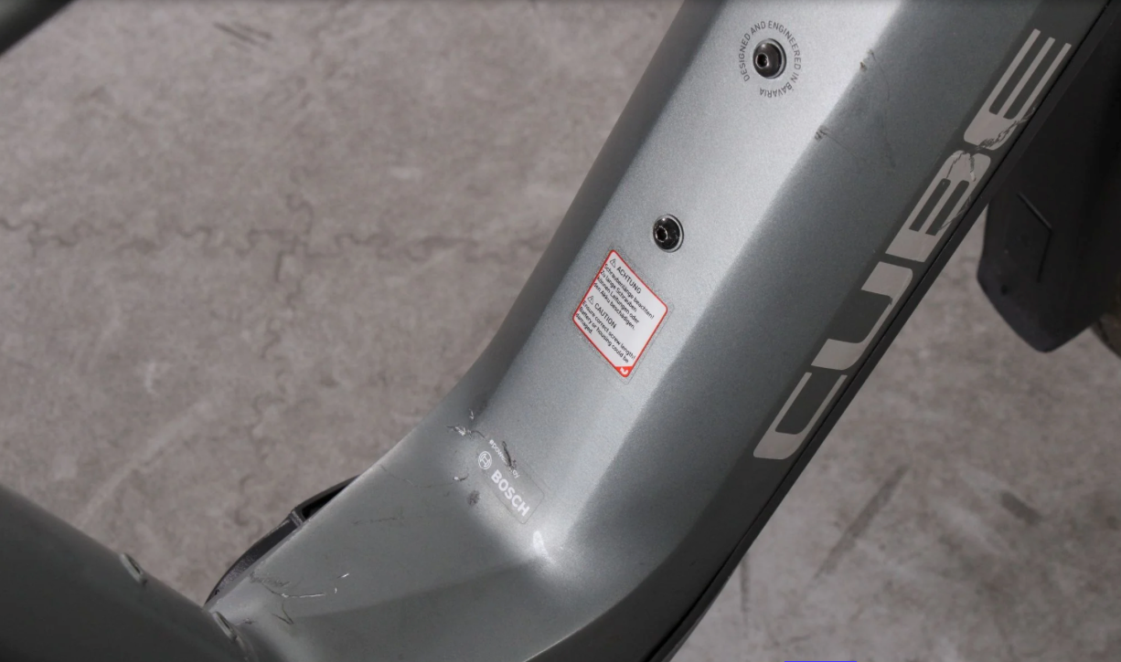 Cube Kathmandu Hybrid Pro 750    Año 2023