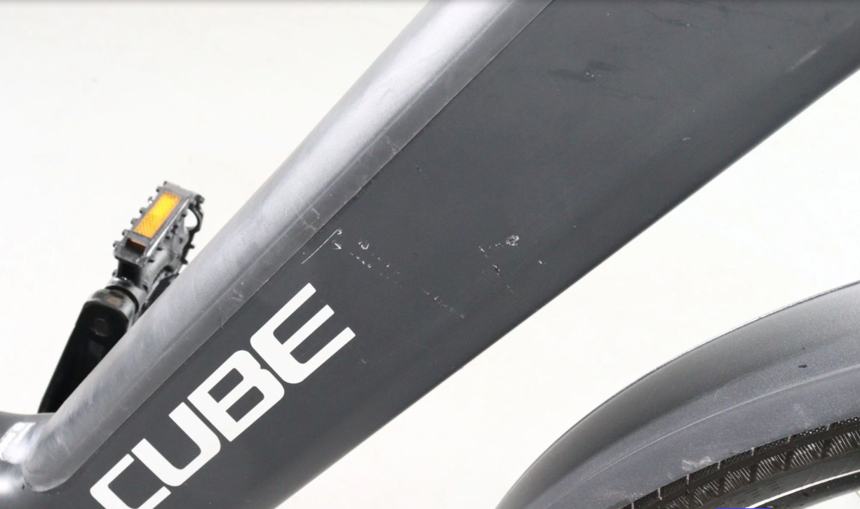 Cube Touring Hybrid Pro 625    Año 2023