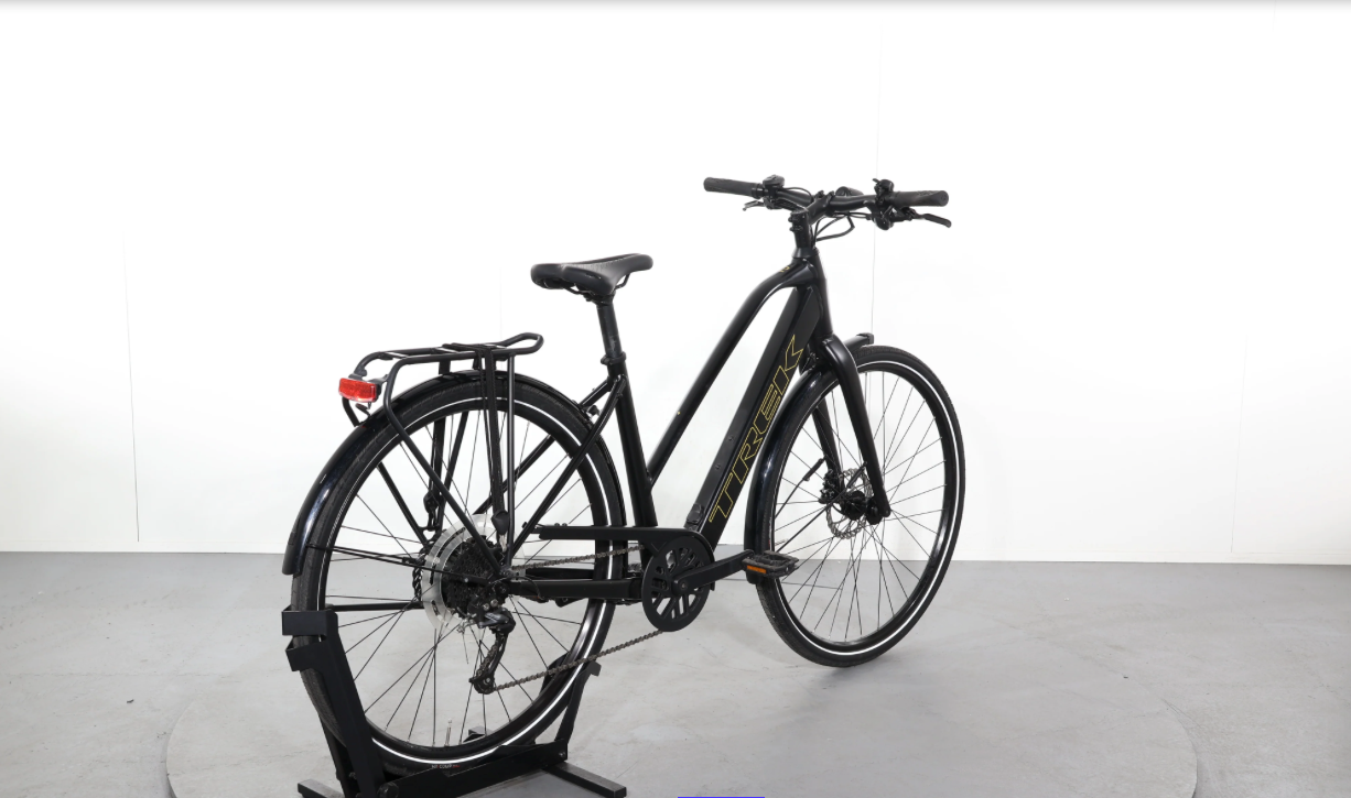 Trek FX+ 2 Stagger    Año 2022