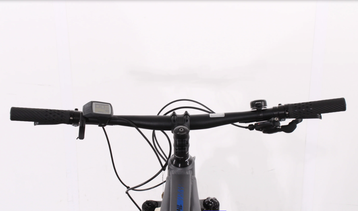 Decathlon Stilus E-ST     Año 2022