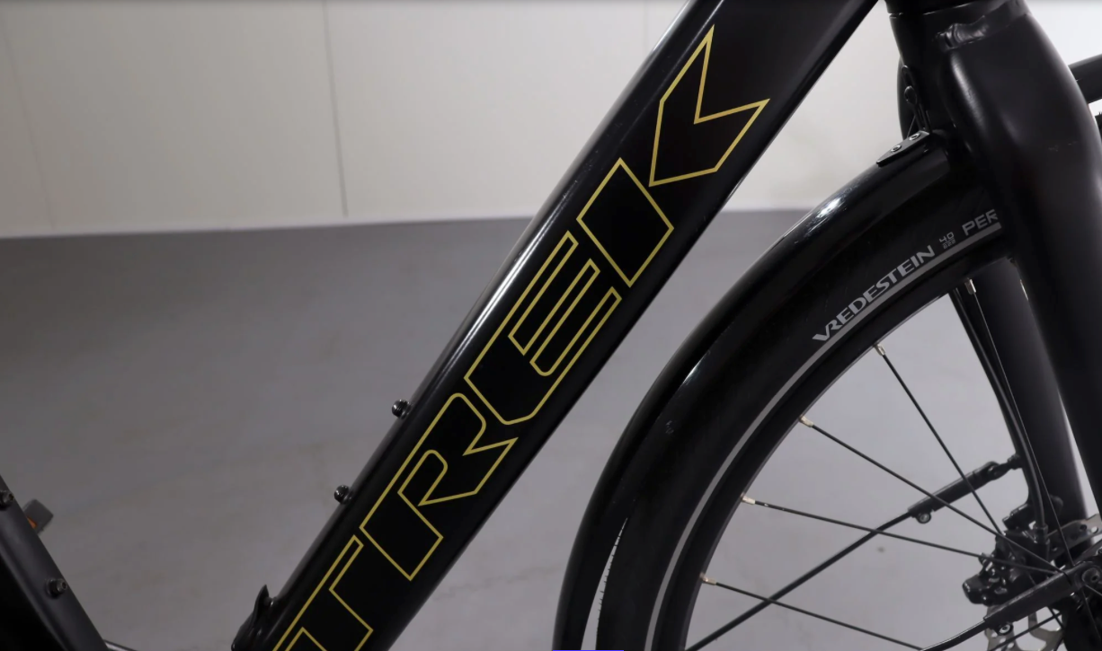 Trek FX+ 2     Año 2025