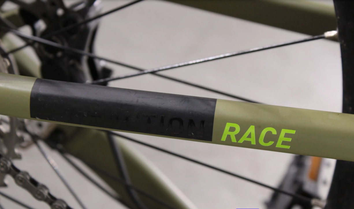 Cube Reaction Hybrid Race 750   Año 2024