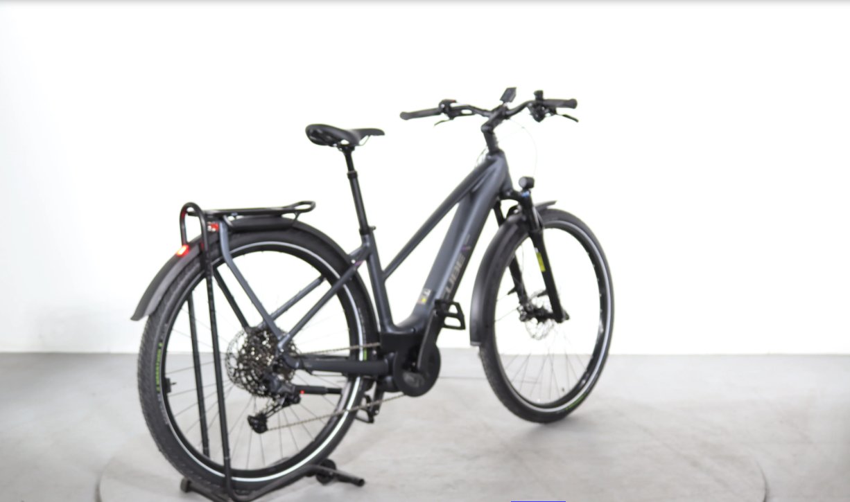 Cube Touring Hybrid Pro    Año 2024