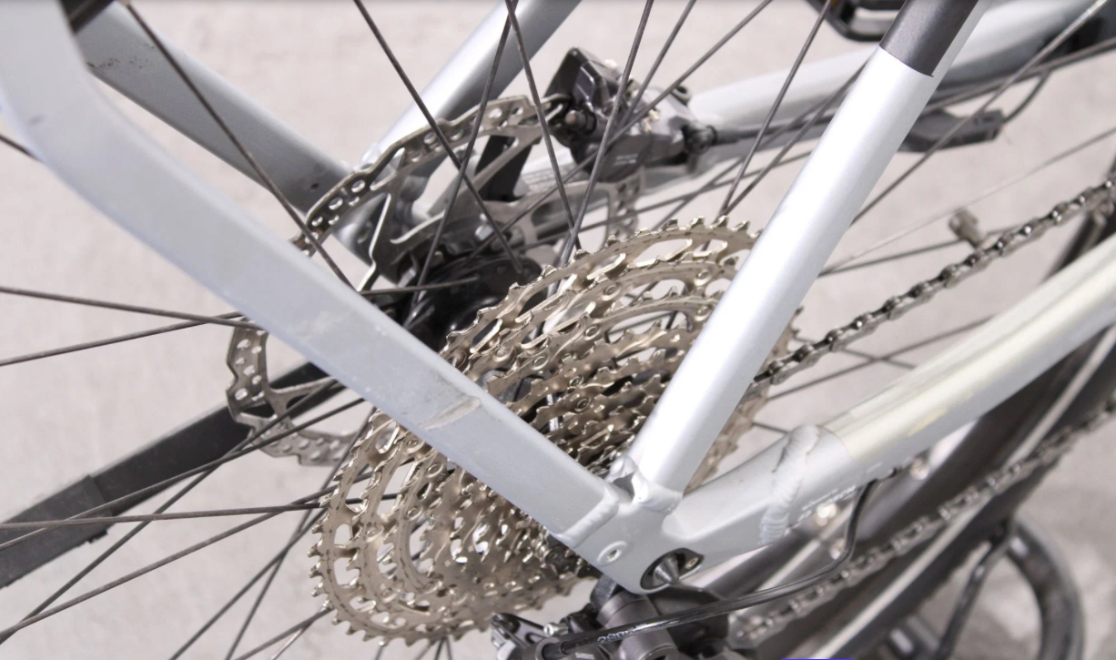Cube Kathmandu Hybrid SLX    Año 2023