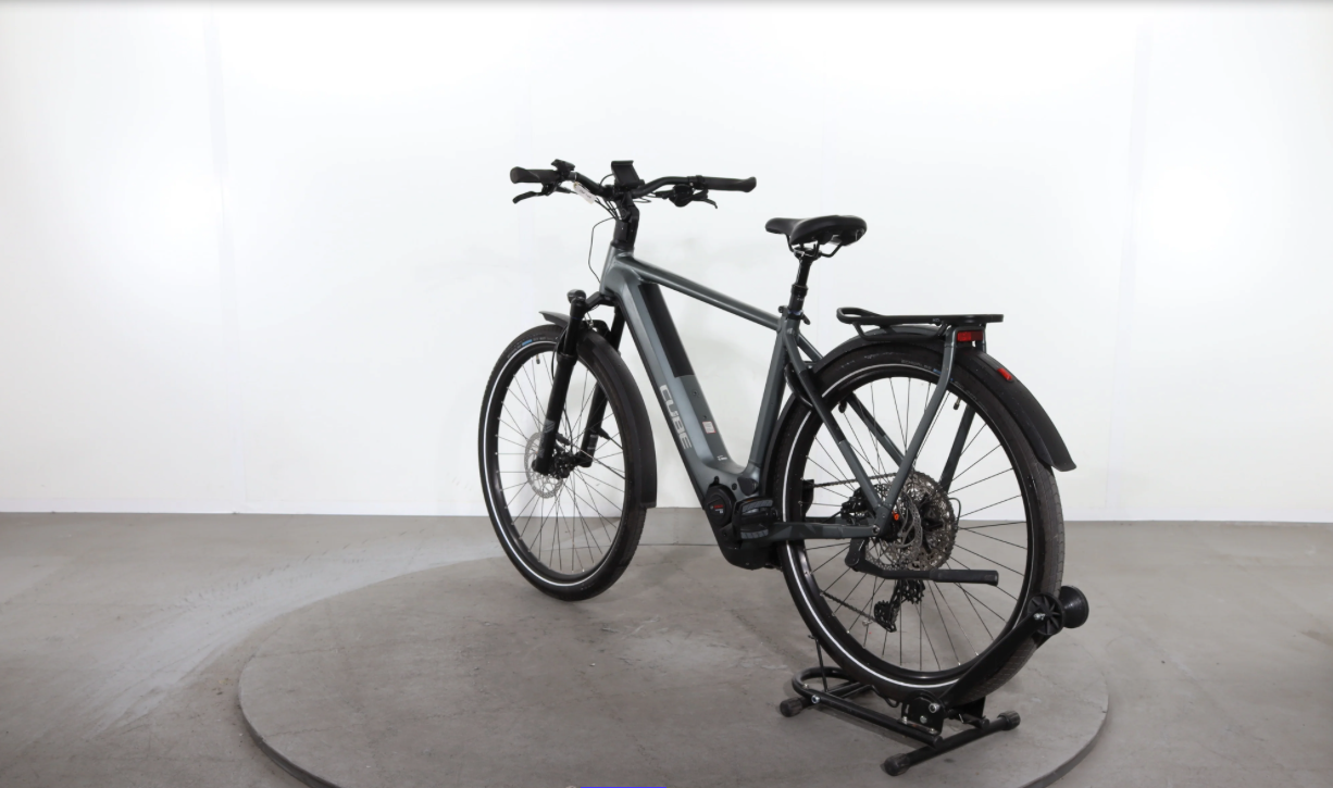 Cube Ella Ride Hybrid 500    Año 2023