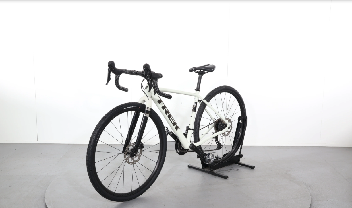 Trek Checkpoint Alr 5    Año 2025